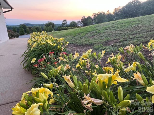 000 Moss Drive, Rutherfordton, NC 28139