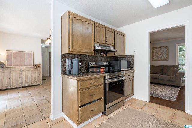 2133 LAKESIDE DRIVE, Mccalla, AL 35111