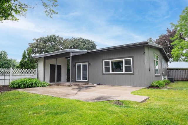 10063 W Grantosa DRIVE, Milwaukee, WI 53222