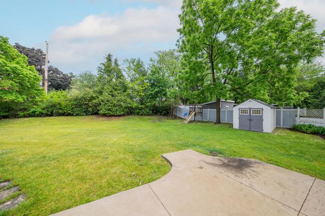 10063 W Grantosa DRIVE, Milwaukee, WI 53222