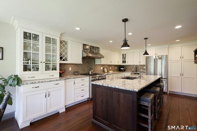 68 Bloomer Road, Ridgefield, CT 06877