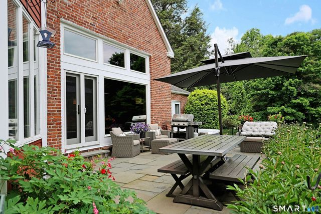 68 Bloomer Road, Ridgefield, CT 06877