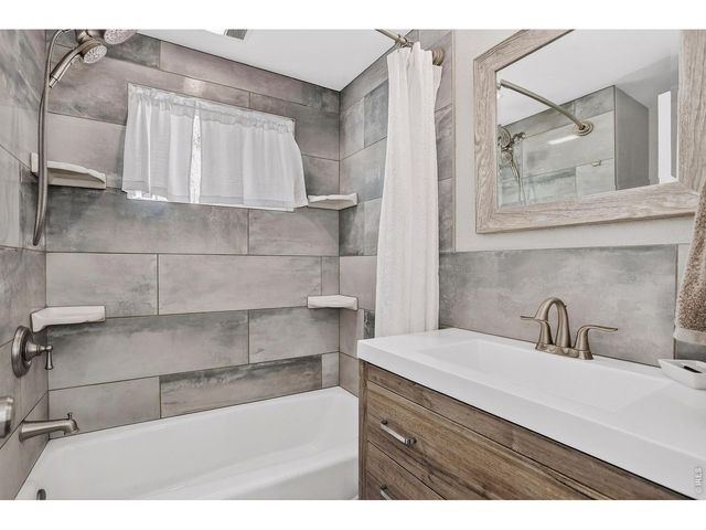 11826 Brook Rd, Golden, CO 80403