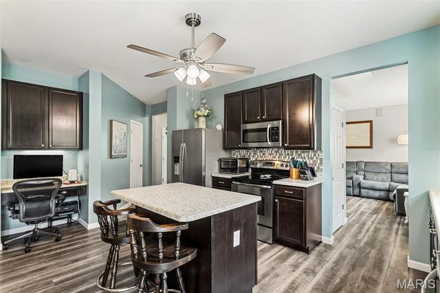 210 Flint Brook Drive, O'fallon, MO 63366
