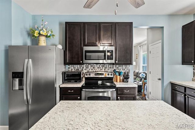 210 Flint Brook Drive, O'fallon, MO 63366
