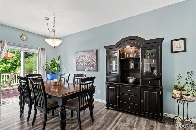 210 Flint Brook Drive, O'fallon, MO 63366