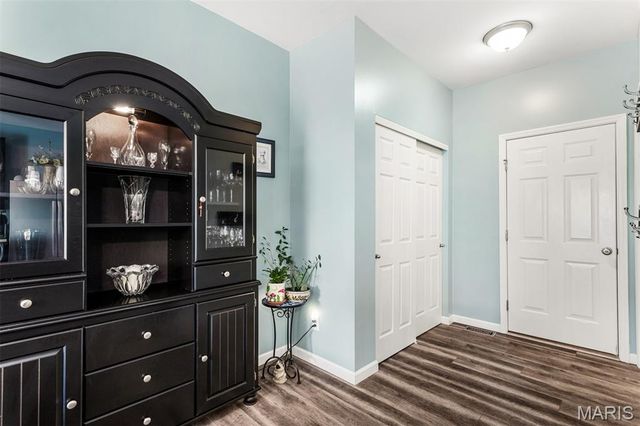 210 Flint Brook Drive, O'fallon, MO 63366