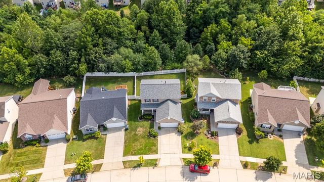 210 Flint Brook Drive, O'fallon, MO 63366