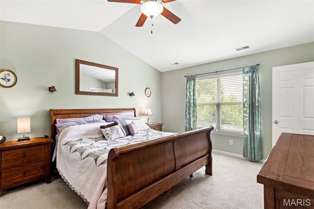 210 Flint Brook Drive, O'fallon, MO 63366