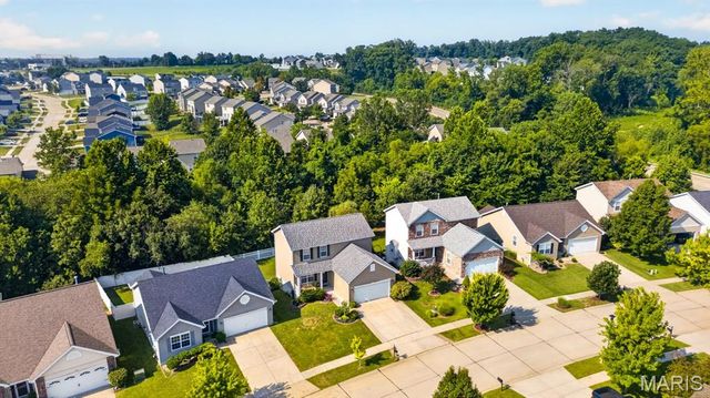 210 Flint Brook Drive, O'fallon, MO 63366