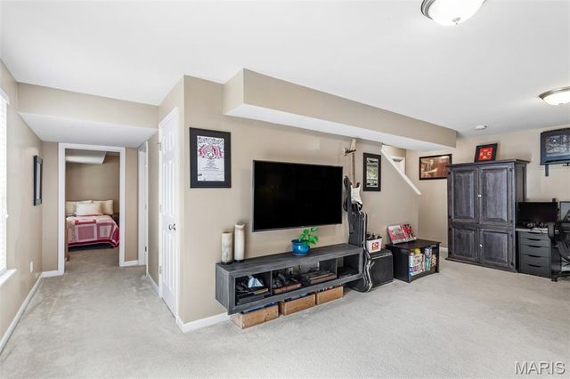 210 Flint Brook Drive, O'fallon, MO 63366