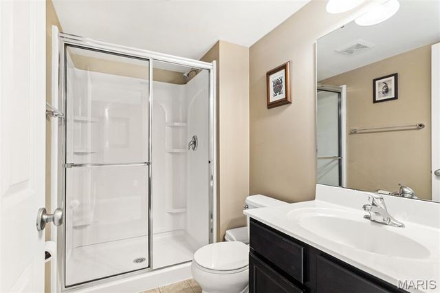 210 Flint Brook Drive, O'fallon, MO 63366
