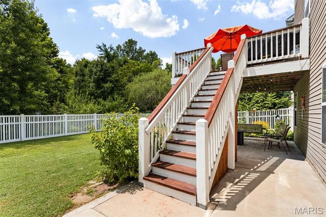 210 Flint Brook Drive, O'fallon, MO 63366