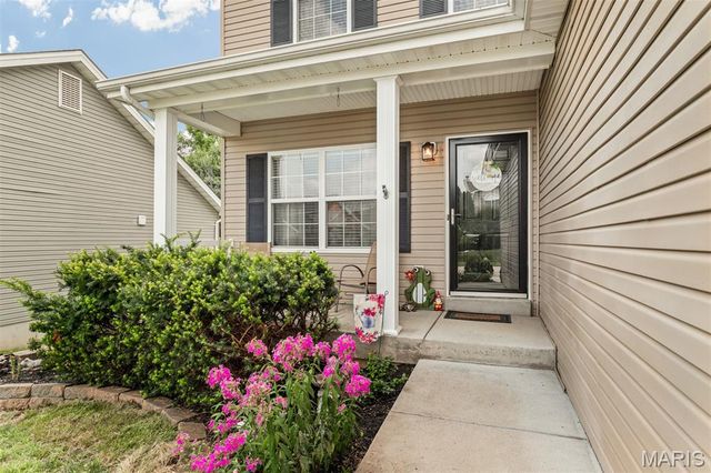210 Flint Brook Drive, O'fallon, MO 63366