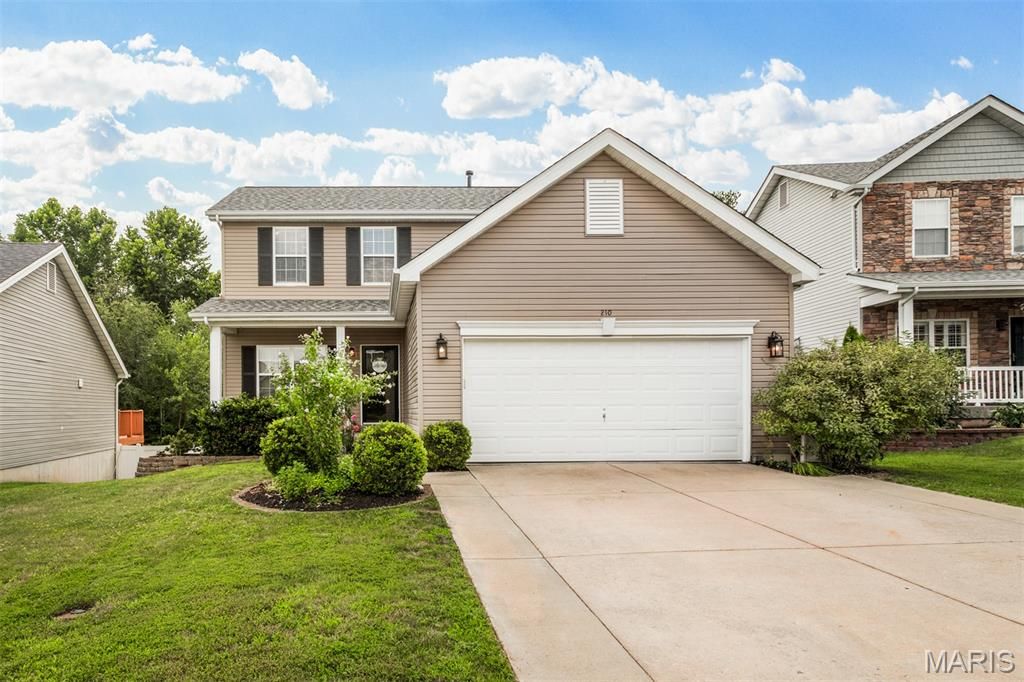 210 Flint Brook Drive, O'fallon, MO 63366