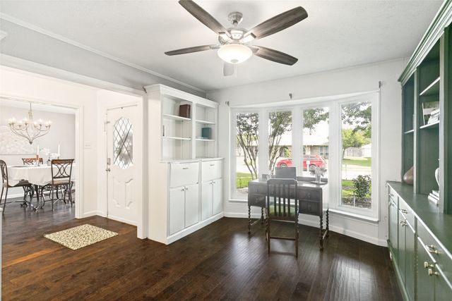 2904 Princeton Drive, Plano, TX 75075