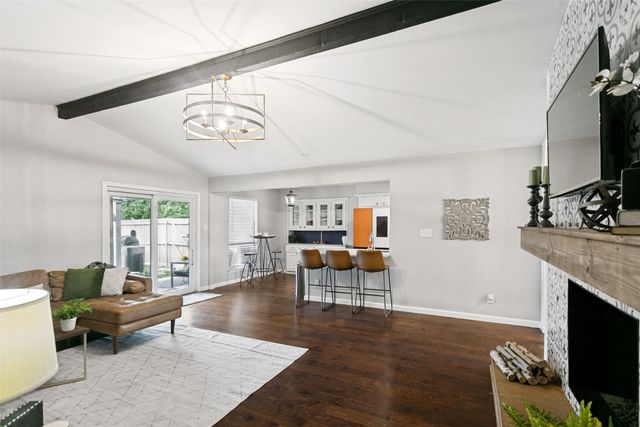 2904 Princeton Drive, Plano, TX 75075