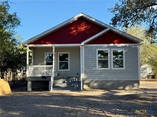 203 Villa Street, Cuero, TX 77954