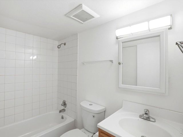 775 Bedivere Cir, Lafayette, CO 80026