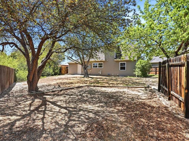775 Bedivere Cir, Lafayette, CO 80026