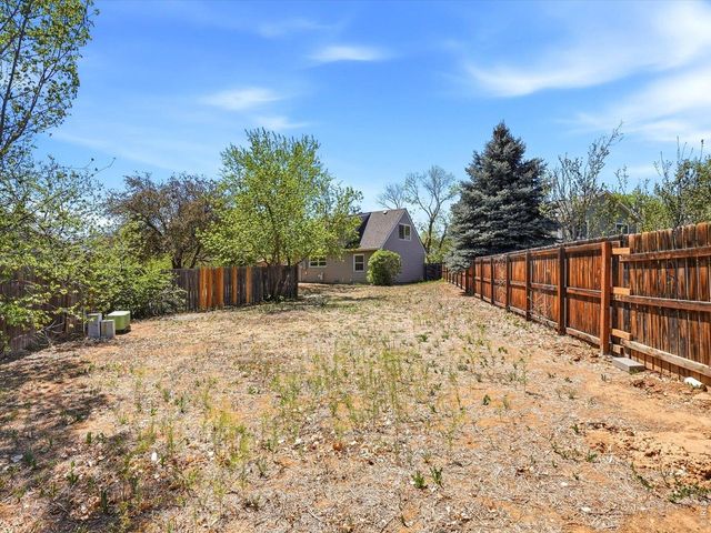 775 Bedivere Cir, Lafayette, CO 80026