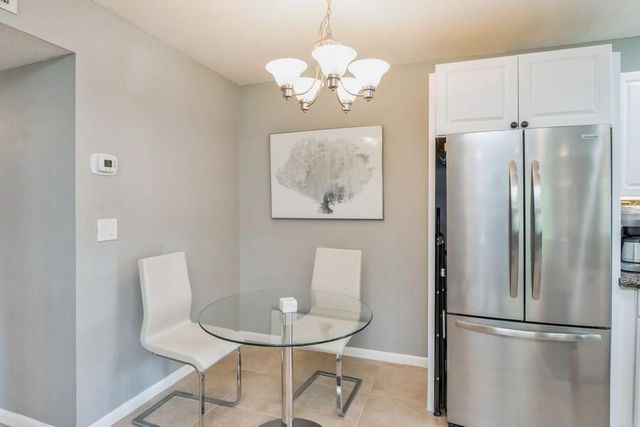1230 S Drive Way A, Delray Beach, FL 33445