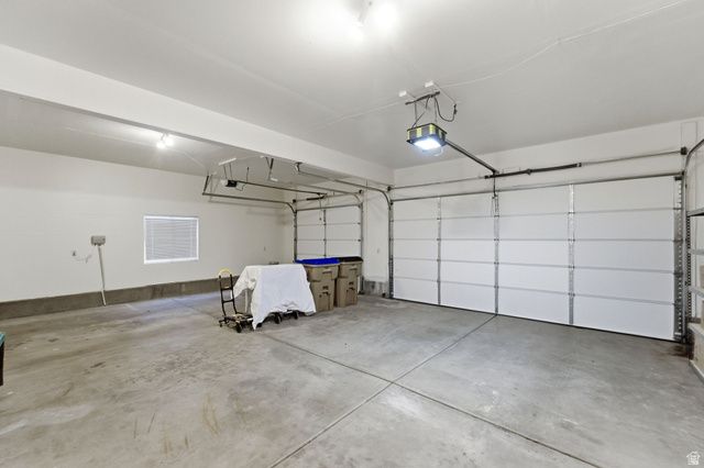 584 E CAMDEN POINTE CV, Draper, UT 84020