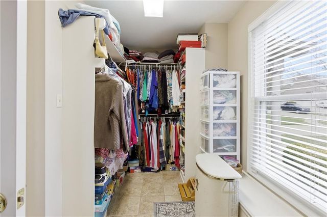 6906 N BELLEFONTAINE Avenue, Gladstone, MO 64119