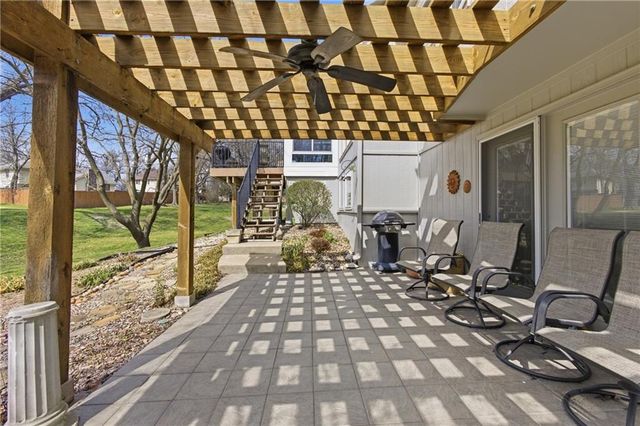 6906 N BELLEFONTAINE Avenue, Gladstone, MO 64119