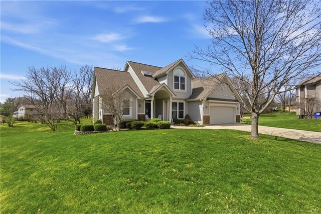 6906 N BELLEFONTAINE Avenue, Gladstone, MO 64119