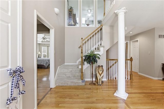 6906 N BELLEFONTAINE Avenue, Gladstone, MO 64119