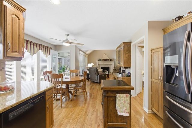 6906 N BELLEFONTAINE Avenue, Gladstone, MO 64119