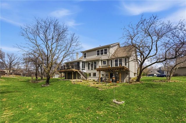 6906 N BELLEFONTAINE Avenue, Gladstone, MO 64119