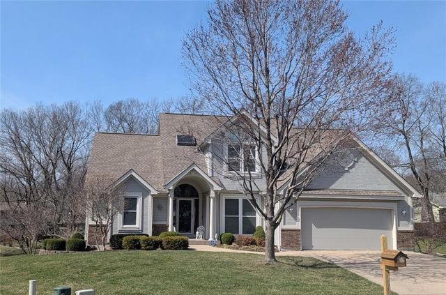 6906 N BELLEFONTAINE Avenue, Gladstone, MO 64119