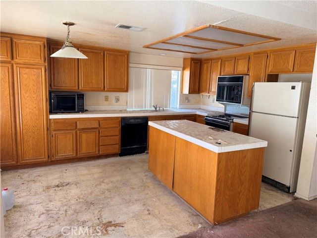 110 Sandpoint, Riverside, CA 92506