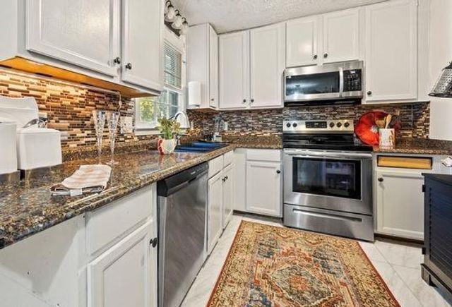 158 Arnold Lane, Hiram, GA 30141