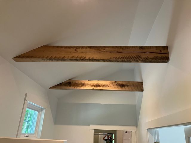 35 West St, Petersham, MA 01366