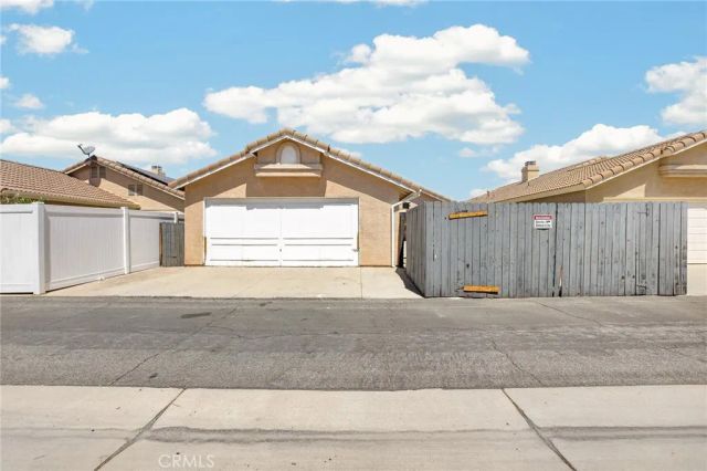 3033 W Fruitvale, Hemet, CA 92545