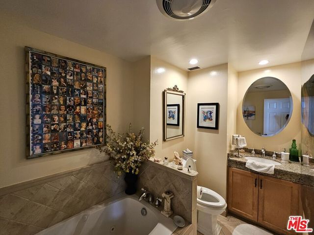 2160 Century 405, Los Angeles, CA 90067