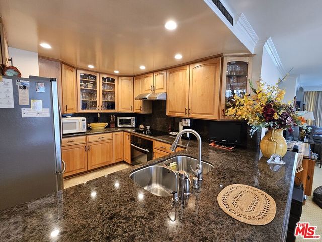 2160 Century 405, Los Angeles, CA 90067