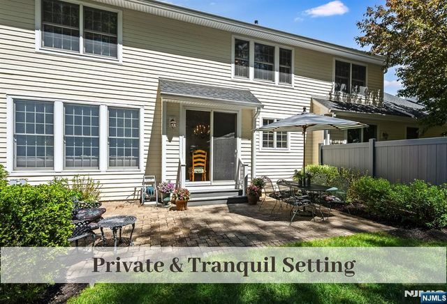 608 Fieldstone Terrace, Wyckoff, NJ 07481
