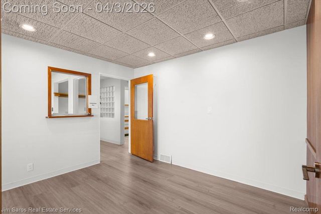 18514 Mack Avenue 101, Grosse Pointe Farms, MI 48236