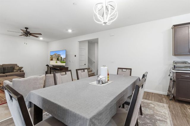 1653 Dairy Ln, Manteca, CA 95337