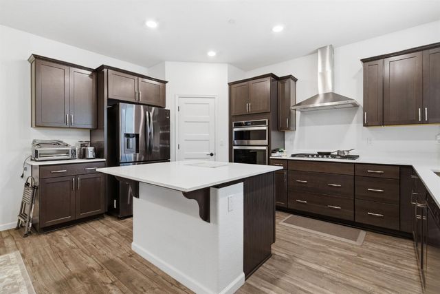 1653 Dairy Ln, Manteca, CA 95337