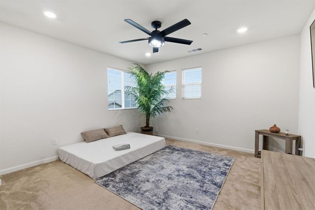 1653 Dairy Ln, Manteca, CA 95337