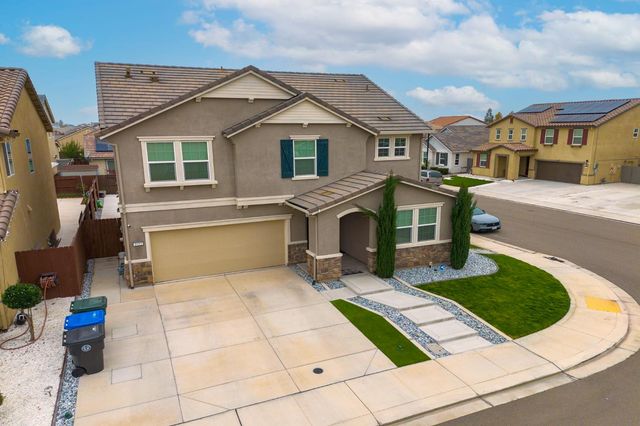 1653 Dairy Ln, Manteca, CA 95337