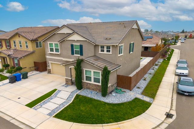 1653 Dairy Ln, Manteca, CA 95337