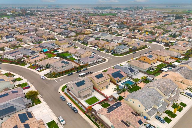 1653 Dairy Ln, Manteca, CA 95337