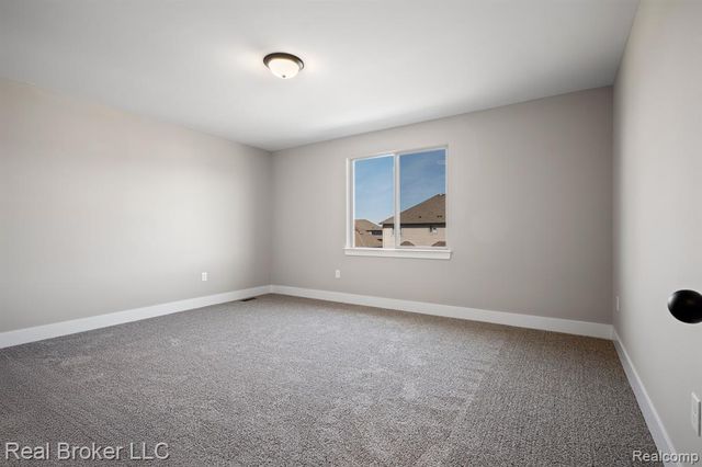 35689 Windridge Drive, New Baltimore, MI 48047