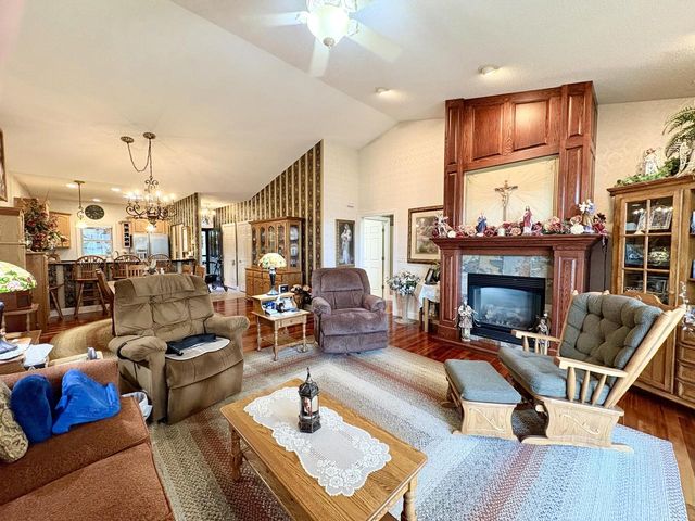 506 Green Coulee ROAD, Onalaska, WI 54650